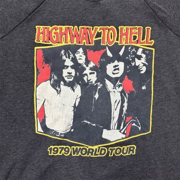 NWT Lucky Brand Women's AC/DC Highway to Hell Graphic Sweatshirt Gray S - Picture 2 of 7